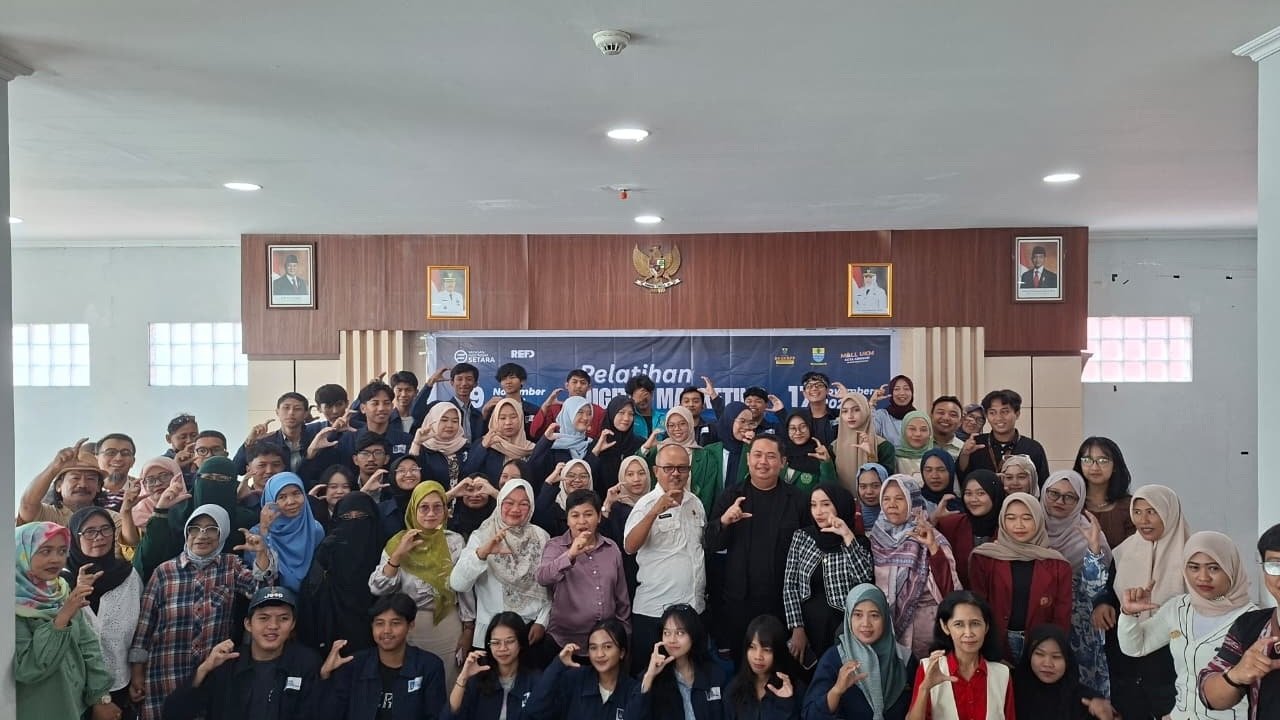 DKUKMPP Kota Cirebon Kolaborasi dengan Yayasan Indonesia Setara Gelar Pelatihan Digital Marketing